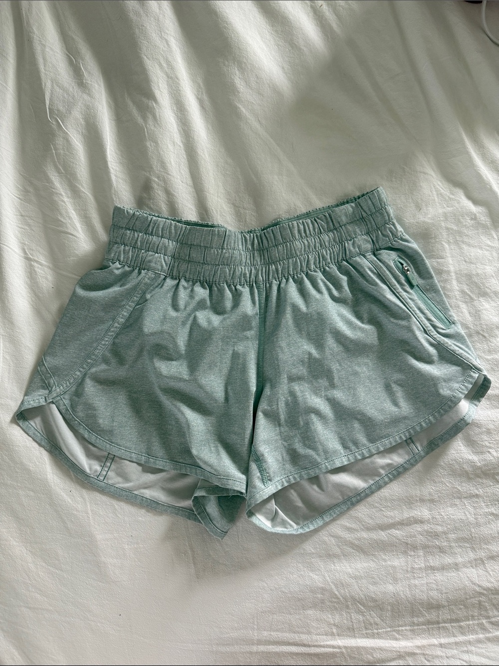 lululemon track that shorts 4”